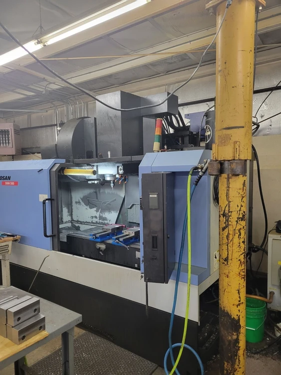 Used 2008 DOOSAN DNM 500 Vertical Machining Centers Ohio US | Toolquip, Inc. #793278