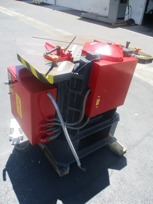 USED AMADA CS-220