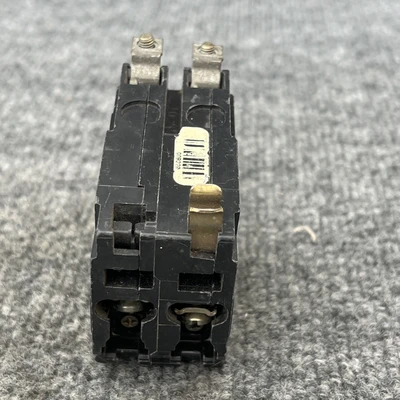Used Square D Q0220 Circuit Breakers California US | Davliegogo LLC #1705964