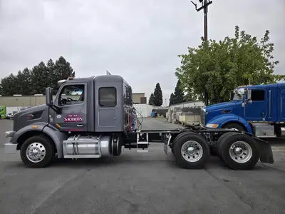 USED 2020 PETERBILT 567
