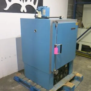 USED 1999 BLUE-M POM-5886B