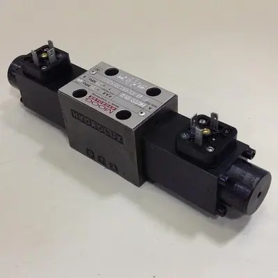 USED MOOG KWE43P06C08PC0BN