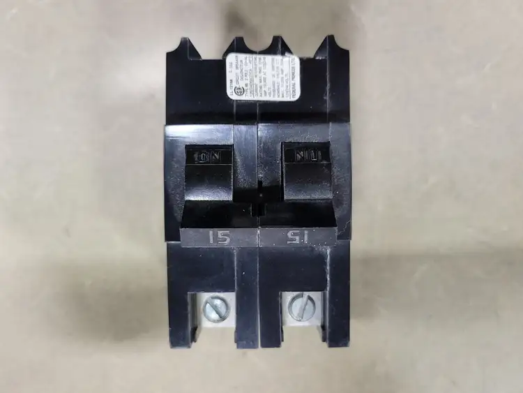 Used FEDERAL PIONEER NB215 Switchgears British Columbia CA | Lenmark #242319
