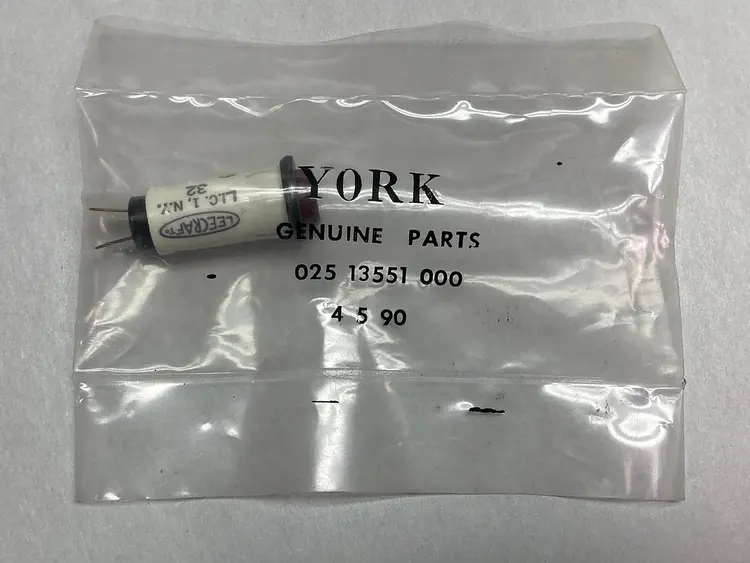 Used YORK 025-13551-000 Indicators | Surplus Asset Holdings #1227350
