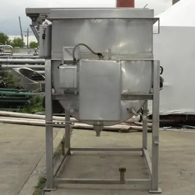 SPC6927  Kettle 650 gallon L & A Engineering processor kettle, agitator rotating tubular spiral heat exchanger, Stainless Steel
