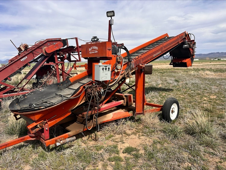 Used _UNKNOWN_ _UNKNOWN_ Planters Idaho US | Tri-Steel Manufacturing #1557169
