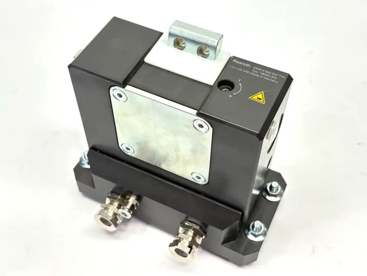 Used Bosch Rexroth 3 842 547 774 Parts (Hydraulics and Pneumatics) Michigan US | Maverick Industrial Sales #1462870