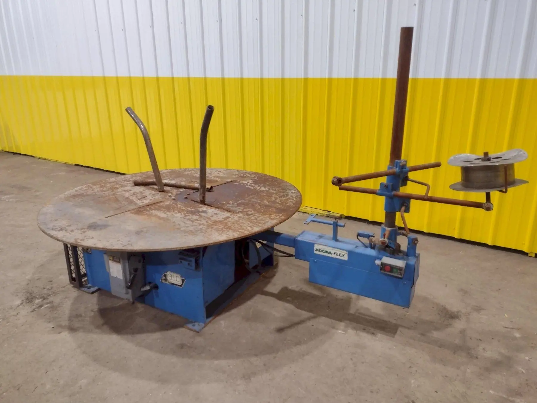 USED AWS F-200AF