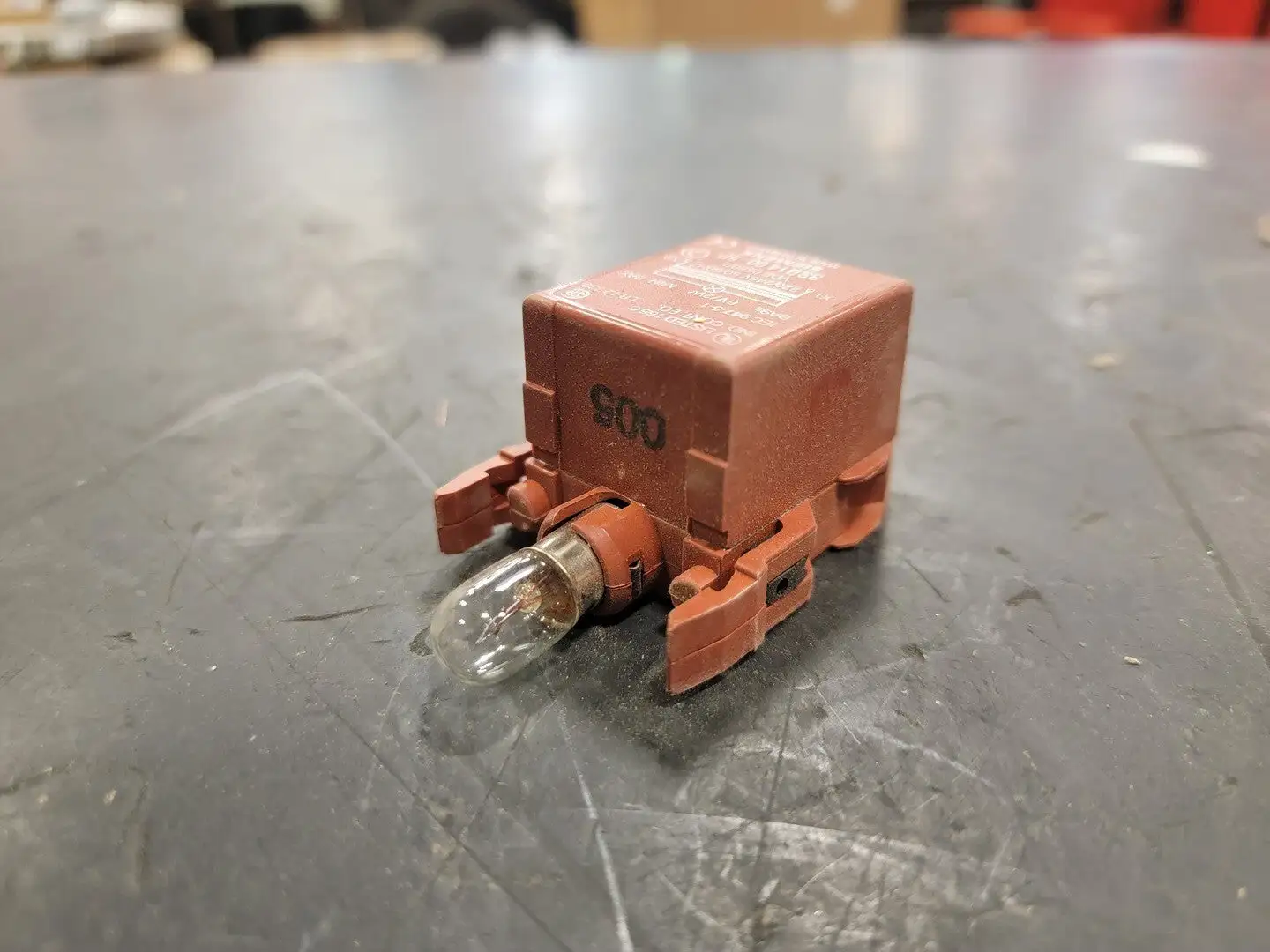 NEW SIEMENS 3SB1400-5P