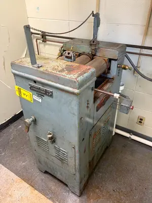 Used _UNKNOWN_ _UNKNOWN_ 3 Roll or More Mills Ohio US | Myron Bowling Auctioneers Inc #1504656