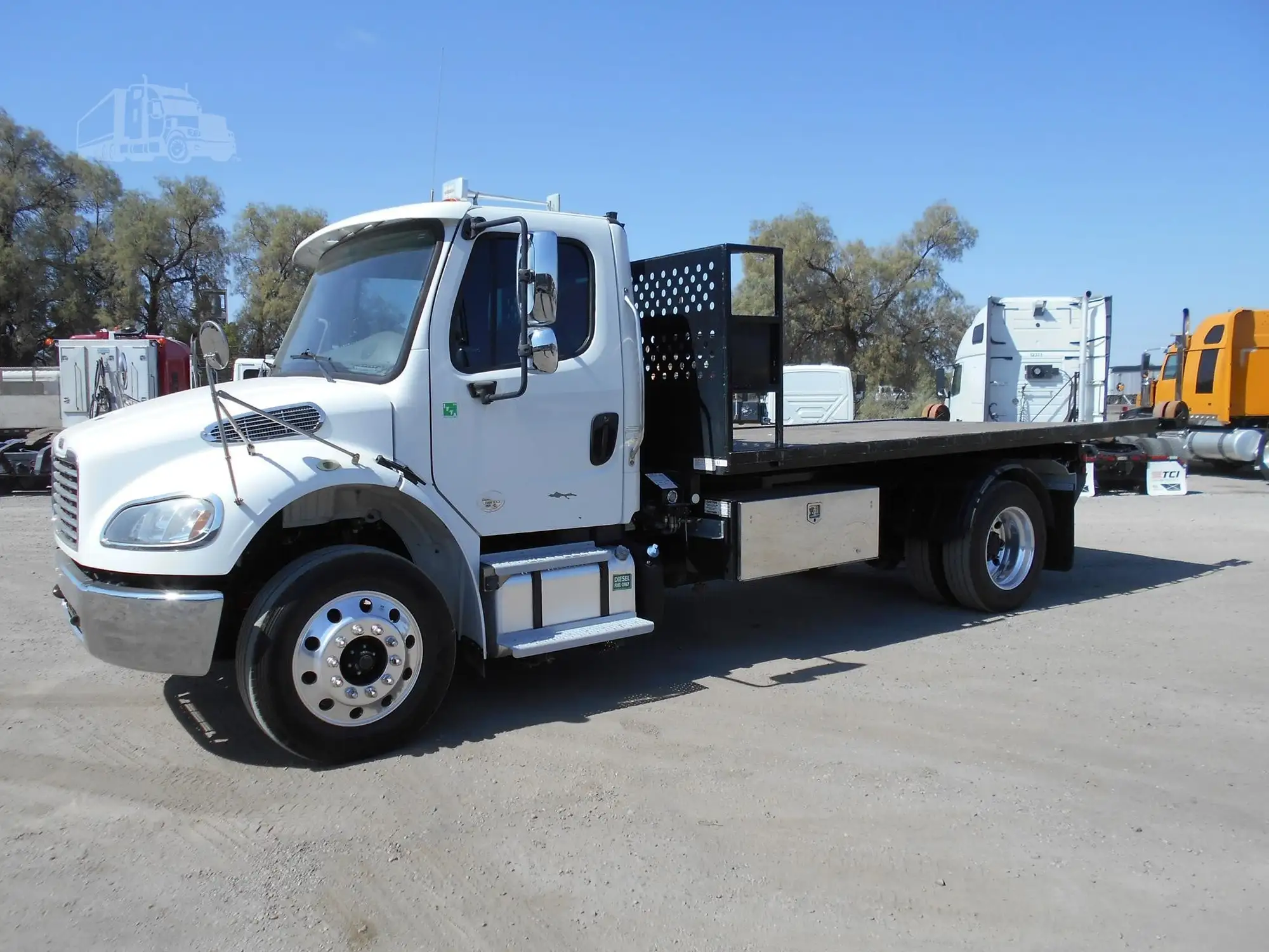Used 2018 FREIGHTLINER BUSINESS CLASS M2 106 Reefer Trucks Arizona US | Tuscon Trux & Equipment Sales #1542888