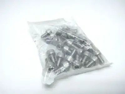 NEW A2 SCX208014-025M2 M8X14 912-A2