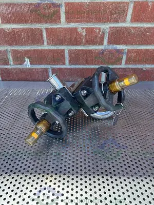 USED 4 ITT PURE FLO STAINLESS STEEL DIAPHRAGM VALVE W/ 1/2" - 1 1/2 SANITARY FITTINGS