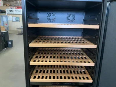 Used VINOTEMP EL-300GFEBRR Refrigerators Michigan US | Miedema Asset Management Group #1437366
