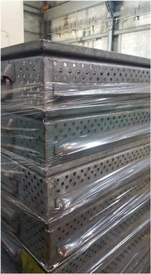 HEAVY DUTY METAL TRAYS