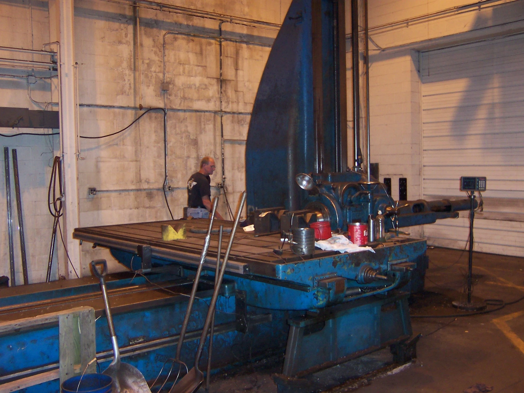 USED FLOOR PLATES T-SLOTTED TABLE  65"W X 132"L X TOP 4"