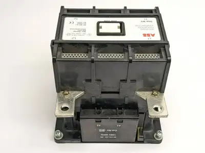 Used ABB Welding Isolation Contactor Size W5, 600 VAC 350A Circuit Breakers Michigan US | Maverick Industrial Sales #1394358