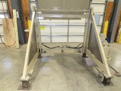 MTC LE-SL Hydraulic Tote Dumper 2-Bin 1/2 Yd Hopper Box Tipper 2000Lb 3Hp 460V