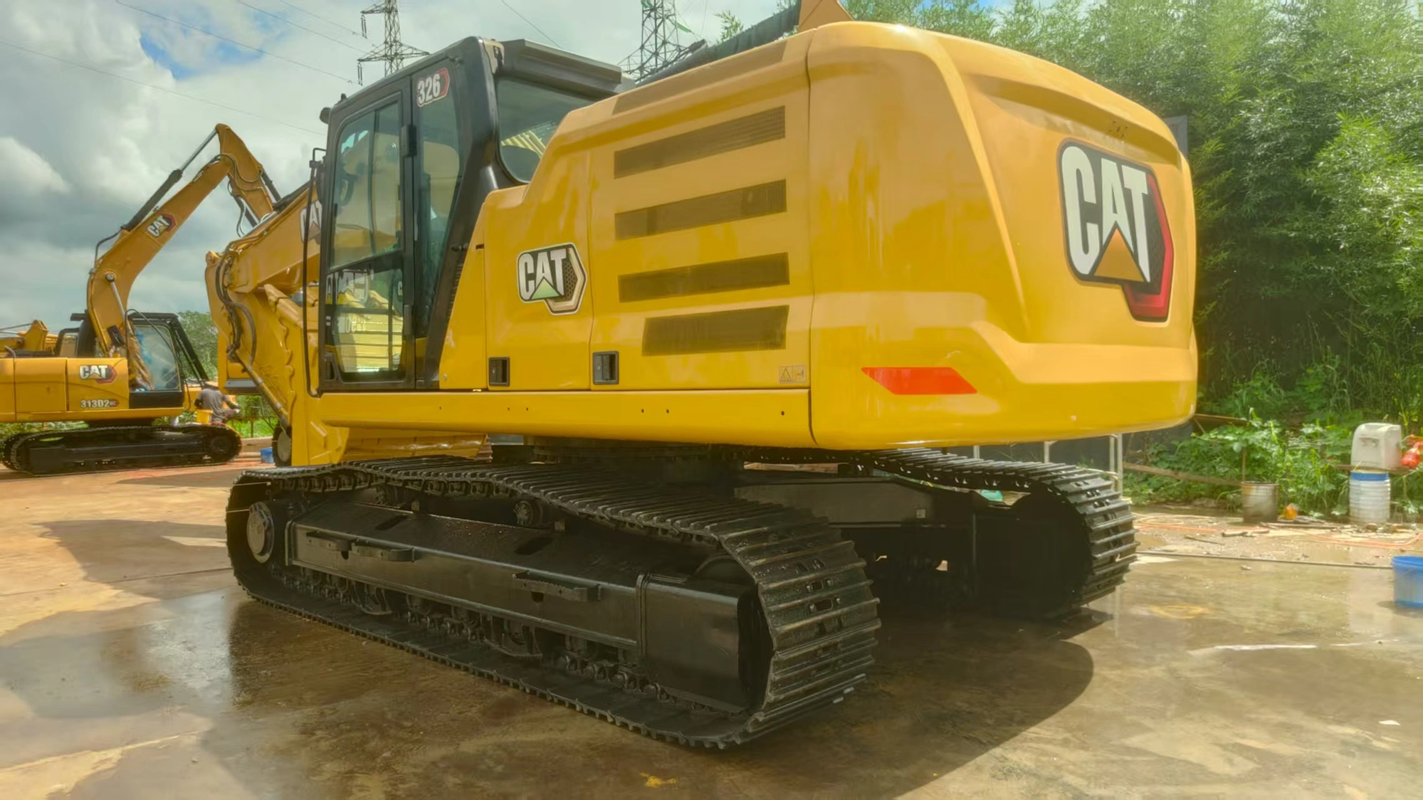 Used 2021 CATERPILLAR 326 Excavators Florida US | US Global Heavy Equipment Solutions #1412642
