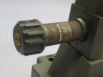 Used DENISON HYDRAULICS _UNKNOWN_ Valves/Fittings | OCO Industrial #1742420