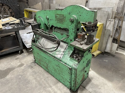 USED 1998 PIRANHA P3-50