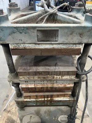 Used WABASH WABASH 30-1221 PRESS Hydraulic Presses Michigan US | Alma Machinery #1327035