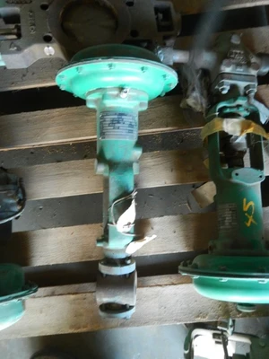 Fisher 1 1/2" 150 Class, WCB Steel Threaded Control Valve