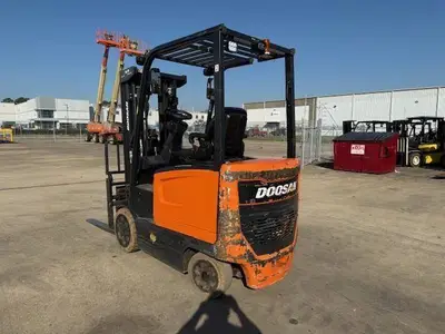 Used 2023 DOOSAN BC30S-7 4-Wheel Sit down Electric Counterbalance Forklifts Illinois US | Somerset Equipment Sales #1546132