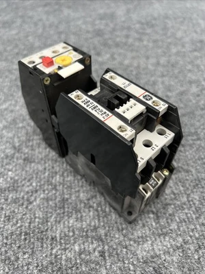 Used General Electric CR7CE PLC Contactors California US | Davliegogo LLC #1708306