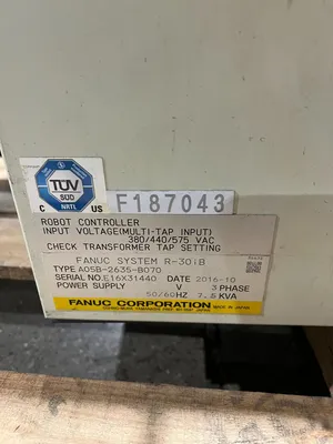 USED 2016 FANUC R-2000IC/210F