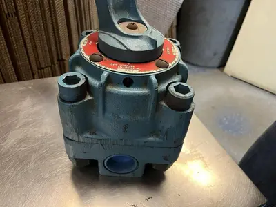 USED TELEDYNE REPUBLIC 8141C-1-1/2HS2