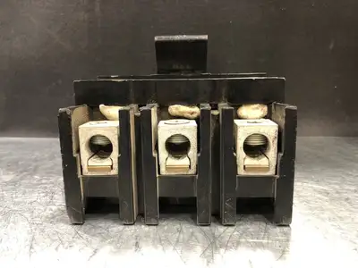 USED SQUARE D 997318