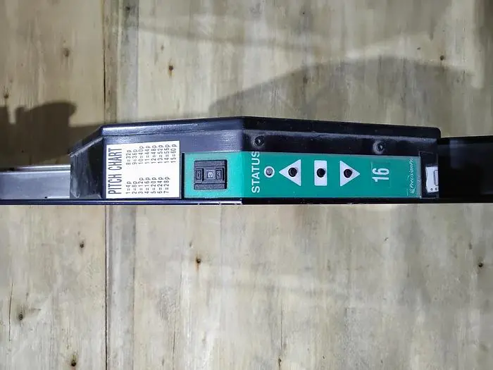 Used UNIVERSAL INSTRUMENTS 49680501 16MM GREEN Feeders (Material Handling) Florida US | SMT Resource #484593