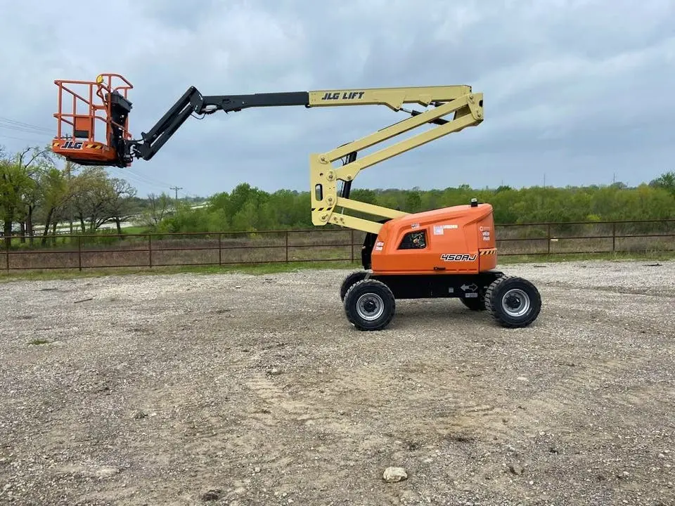USED 2013 JLG 450AJ