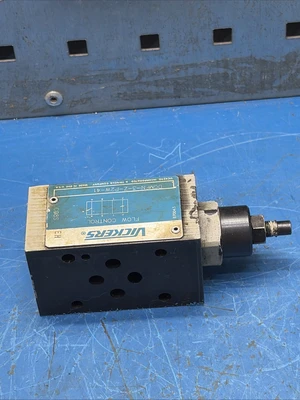 Used Eaton Vickers DGMFN-3-Z-P2W-41 Valves/Fittings Indiana US | J&J Industrial Supply #1269309