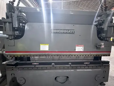 USED 1988 CINCINNATI 135T