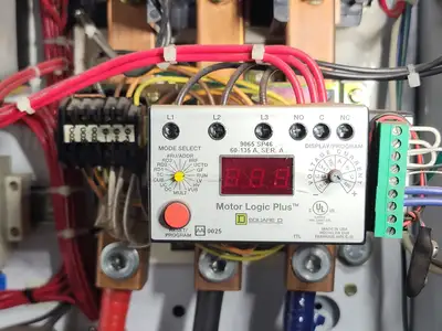 USED SQUARE D MODEL 6