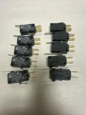 New | in-Stock FURNAS V7-3E-19E9-022-1 Misc Electrical & Power Parts Ohio US | Surplus Asset Holdings #1236631