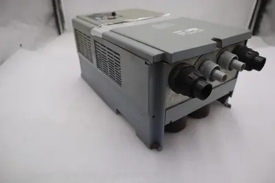 HITACHI L300P-300HFU2 (USED) 40 HP DRIVE STOCK 4341