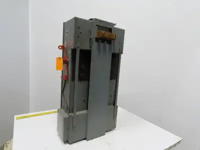 General Electric DFPH-365 600V 400A Bus Bussway Plug Fusible Disconnect
