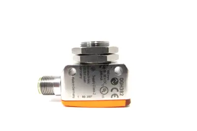 NEW IFM EFECTOR OGH382 DIFFUSE SENSOR