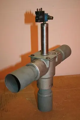 USED METAL FABRICATOR 405516