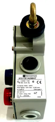 NEW TELEMECANIQUE XY2CE1A296H7 CABLE PULL SWITCH