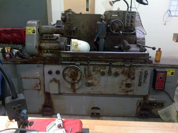 Used 1964 LANDIS 2R Universal Cylindrical Grinders Vermont US | Two Spade Machinery LLC #507317