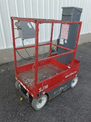 USED 2017 Skyjack SJ16