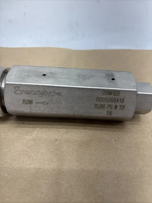 NEW Swagelok CV9MFB20