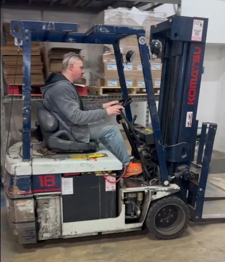 Used 1994 KOMATSU FB18MH-2 3-Wheel Sit down Electric Counterbalance Forklifts Colorado US | Discount Forklift #236999