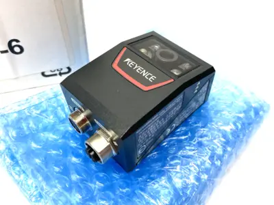 New | in-Stock KEYENCE SR-751 Barcode Scanners Michigan US | Maverick Industrial Sales #1460923