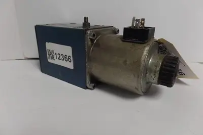 USED BOSCH 0 810 001 105