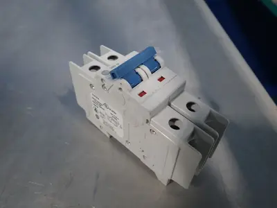 NEW ALLEN BRADLEY 1489M2D040